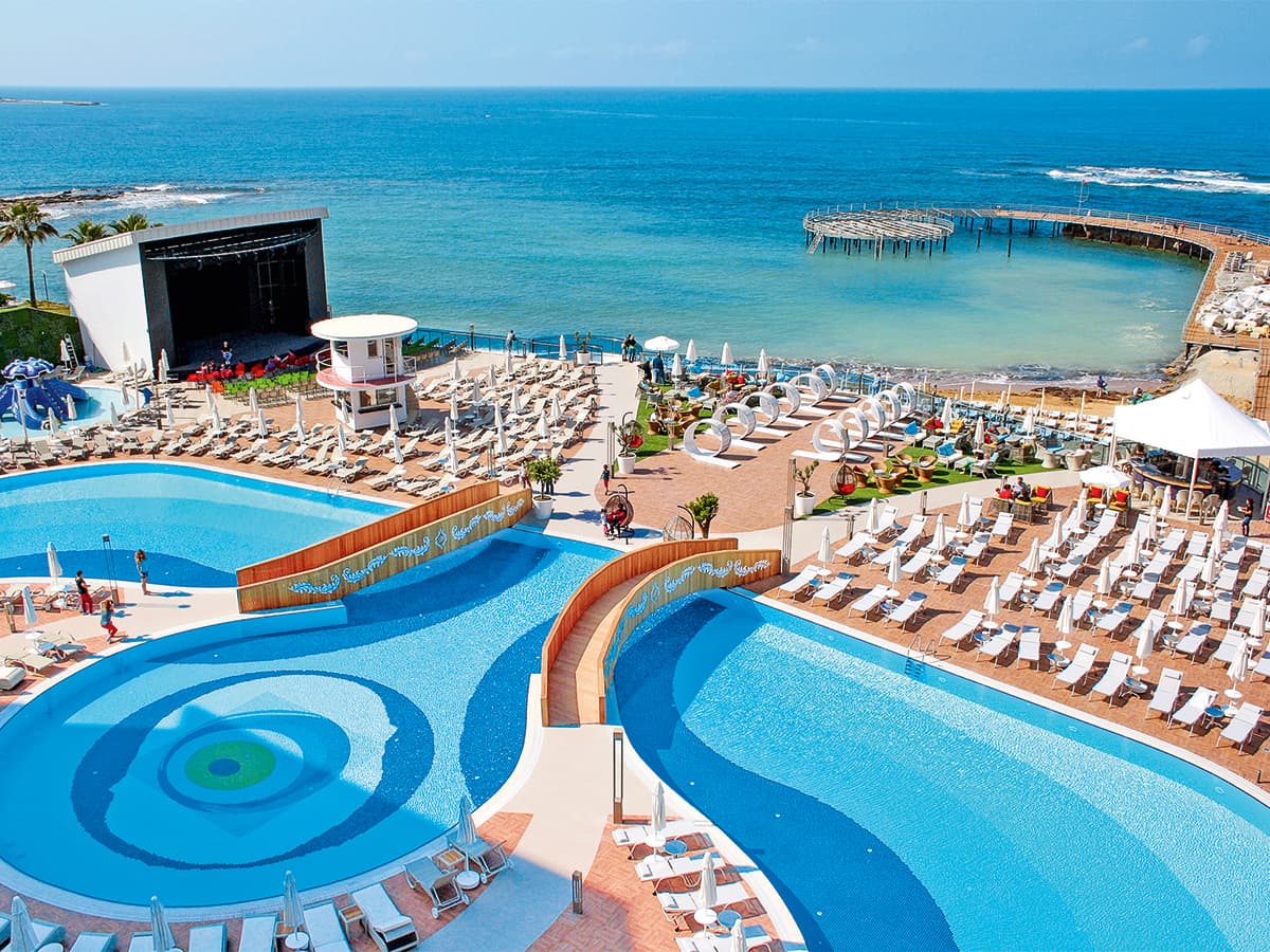 Hotel Azura Deluxe