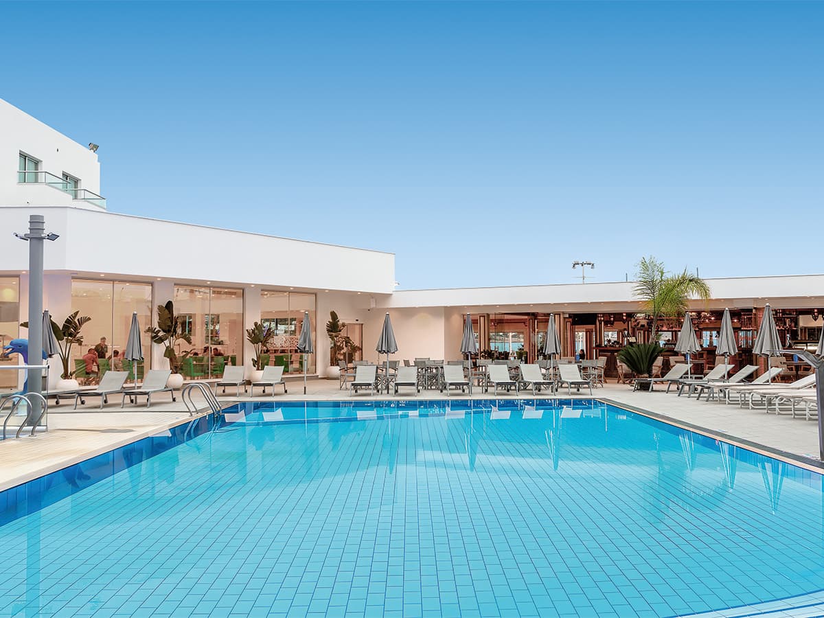 Hotel Limanaki Beach