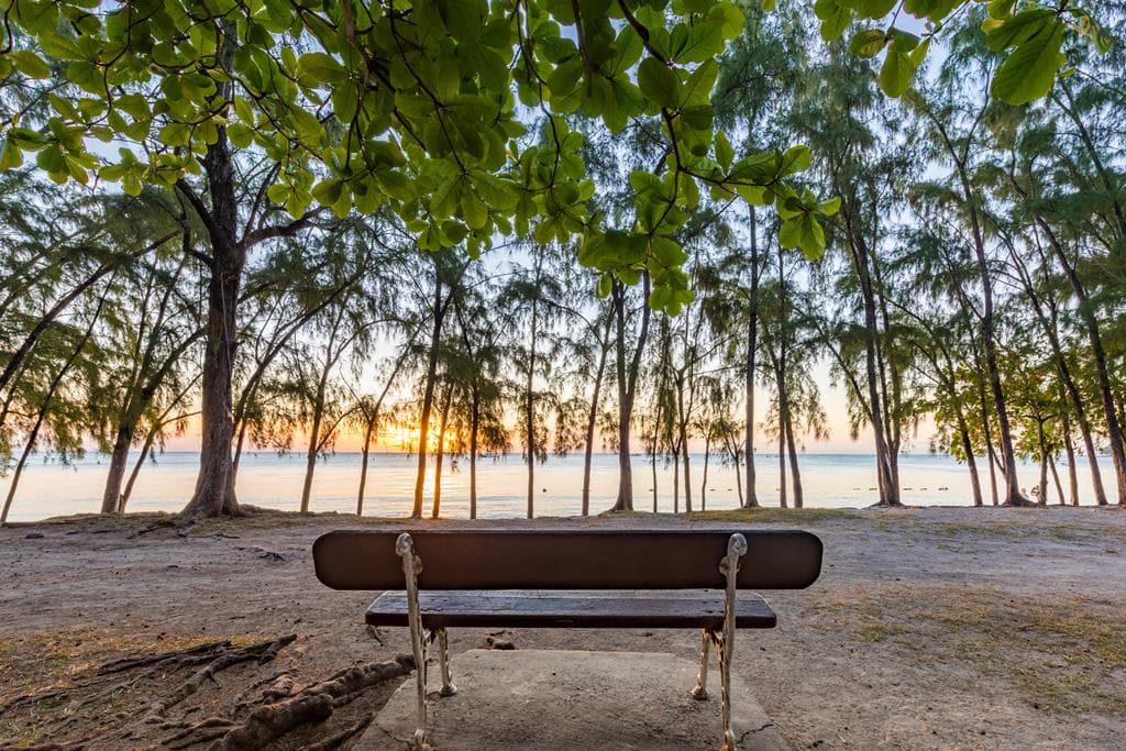 Mon Choisy Beach R 2