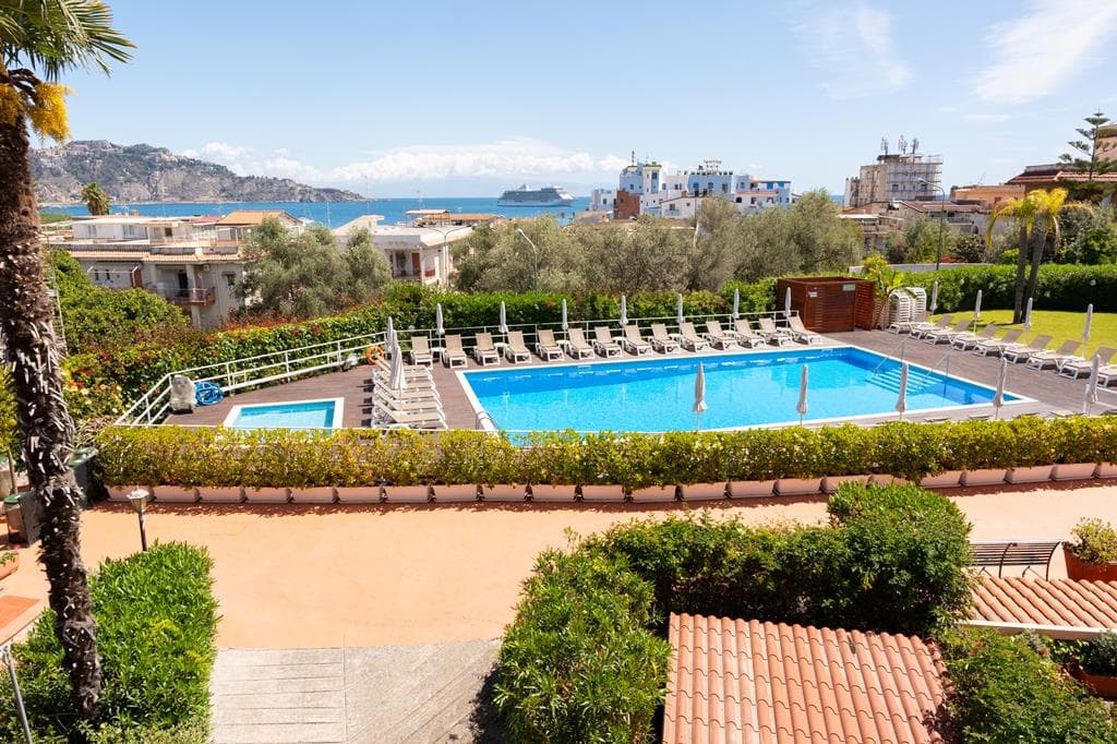 TUI TIME TO SMILE Villa Giardini 3