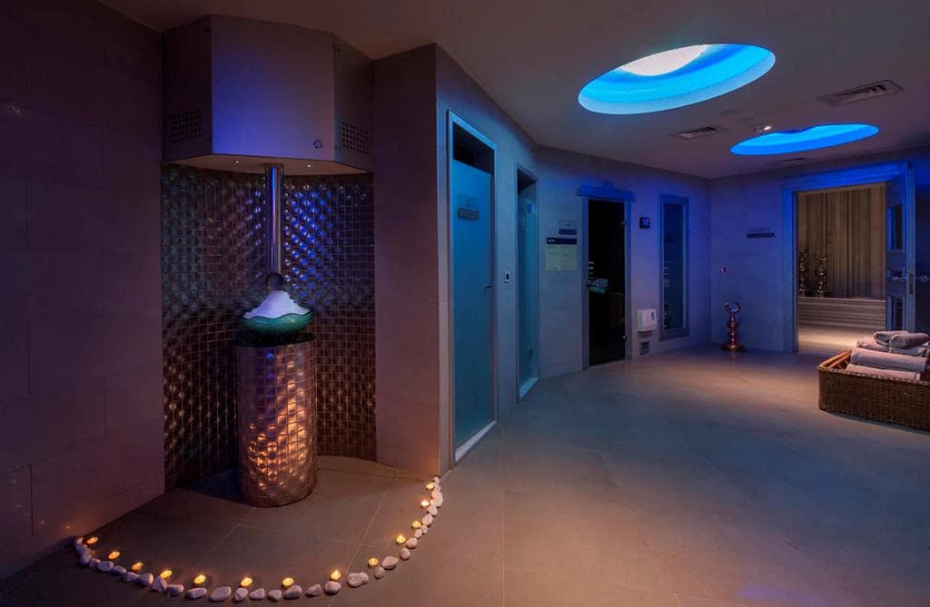 DoubleTree by Hilton Istanbul Sirkeci 3