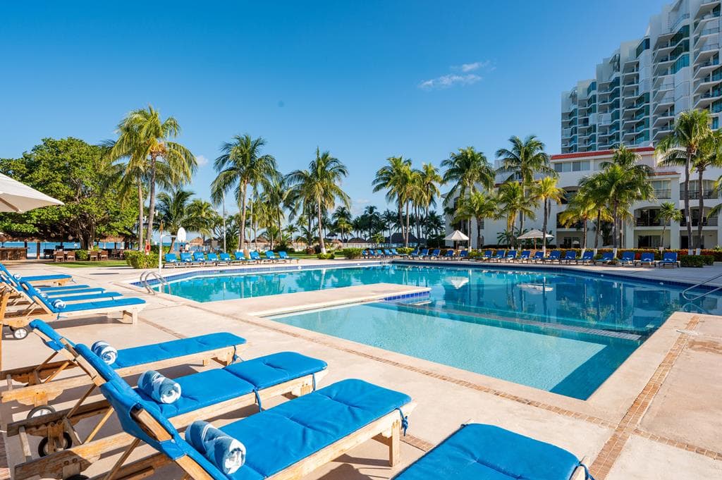 Beachscape Kin Ha Villas & Suites