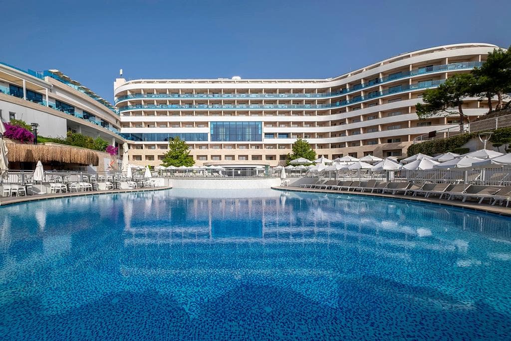 A Good Life Utopia Family Resort