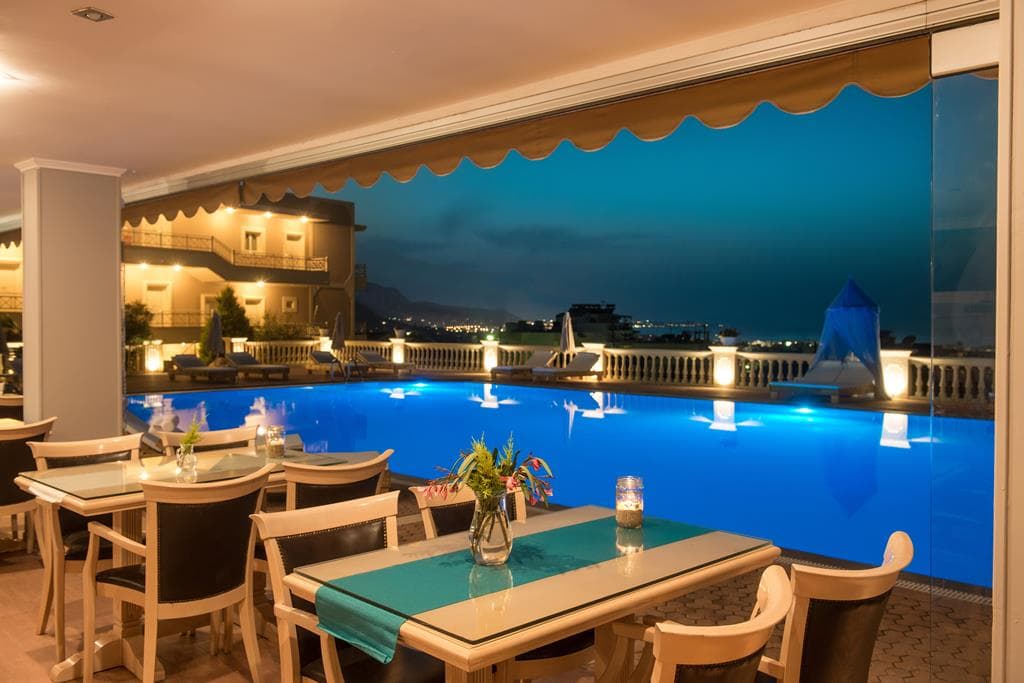 Notos Heights Hotel & Suites 3