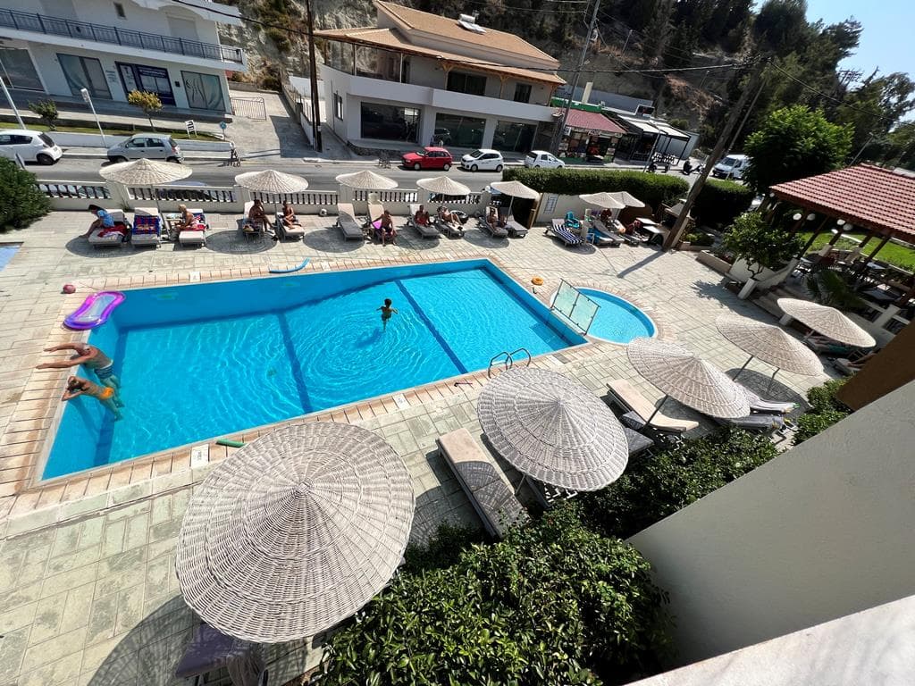 Golden Days Aparthotel 1