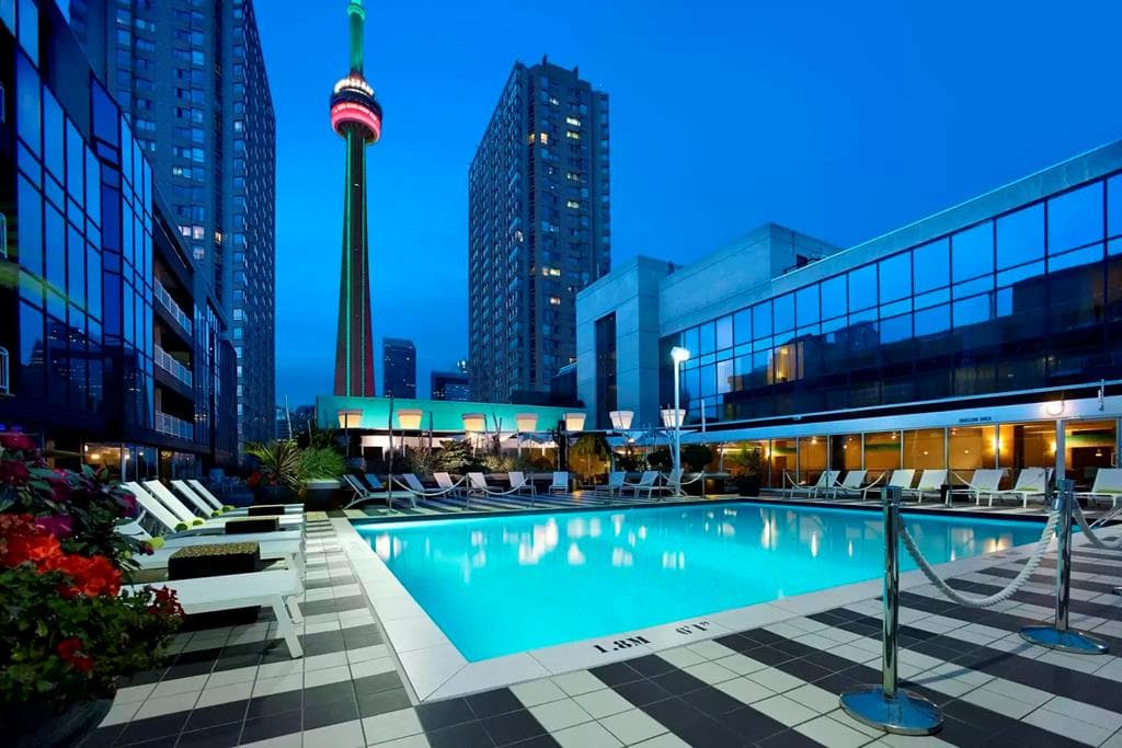 Topdeal: 4 dagen Radisson Blu Toronto Downtown voor €842!