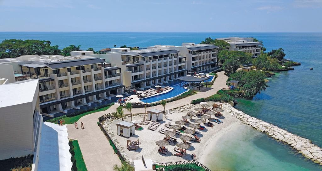 Ultiem genieten in Royalton Negril: 9 dagen luxe vanaf €1824
