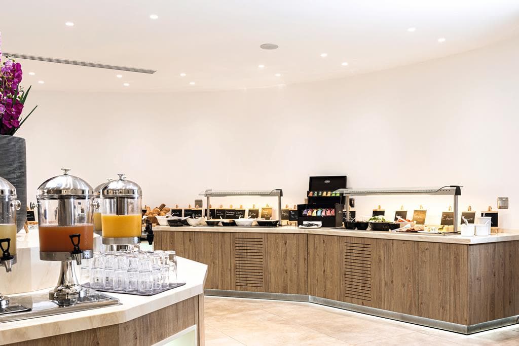 Santorini Kastelli Resort 3