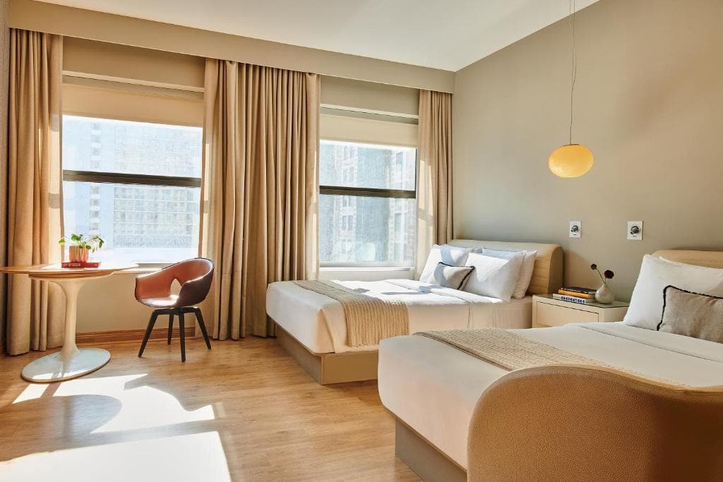 Virgin Hotels Chicago 3