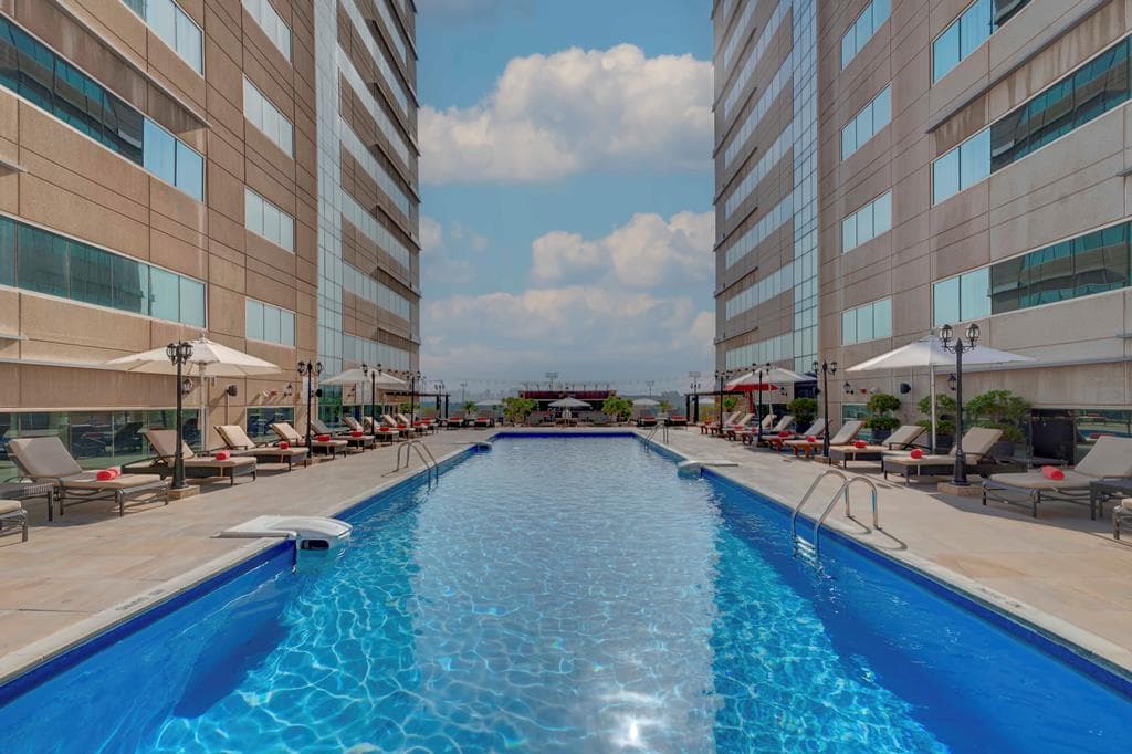 Radisson Blu Barsha Heights