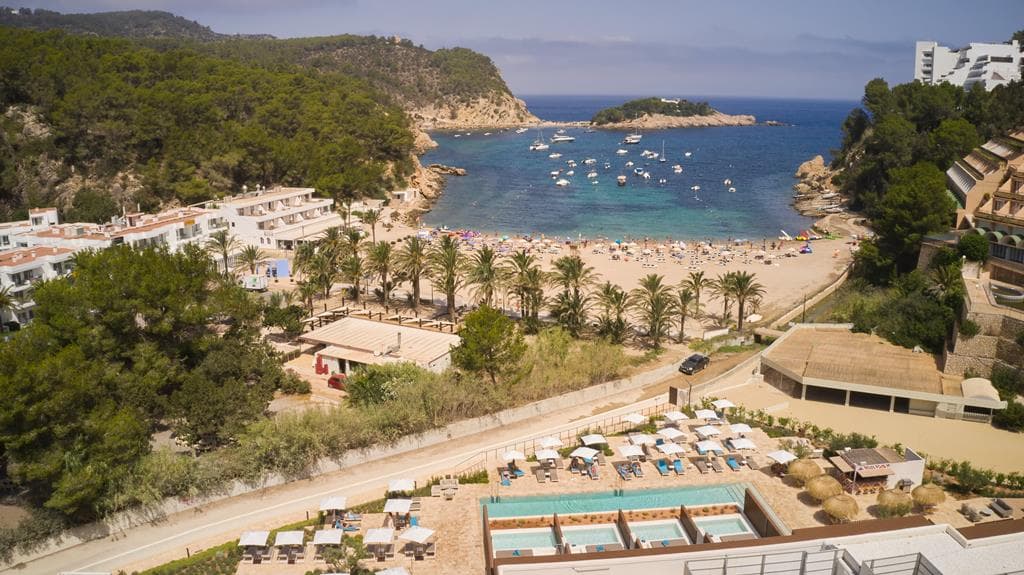 Wauw-factor op Ibiza: 8 dagen Club Cala San Miguel vanaf €1152