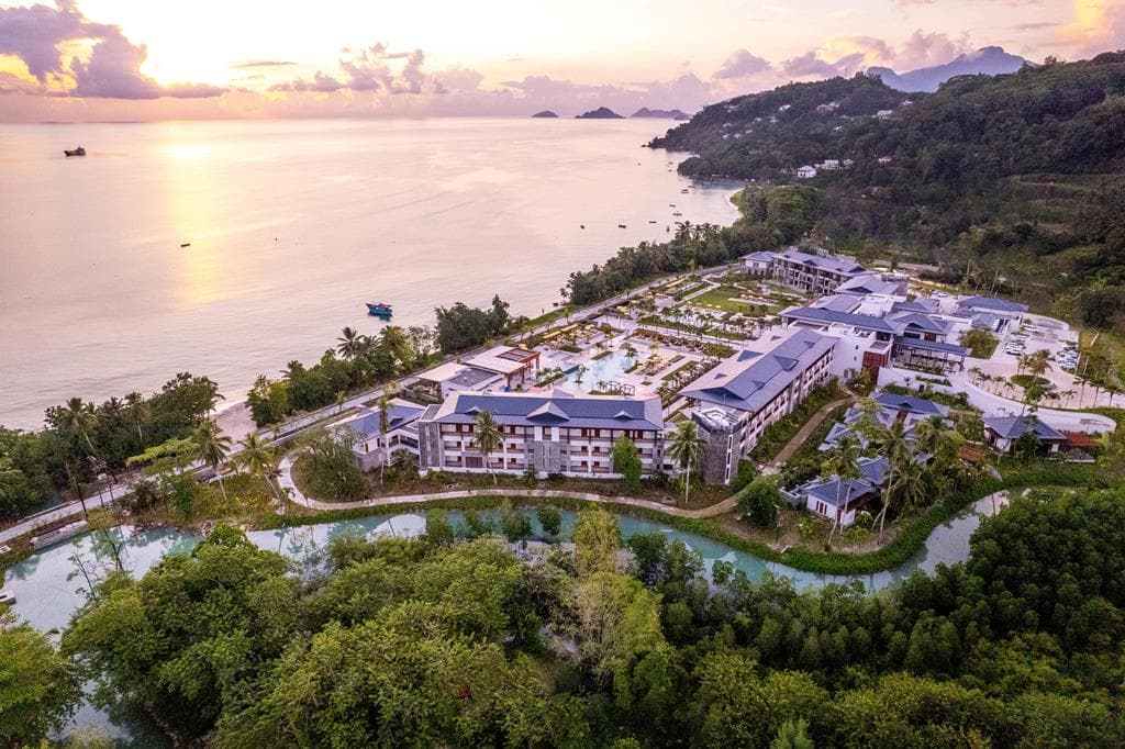 Wauw-factor: 10 dagen Canopy by Hilton Seychelles aan Anse La Mouche – €2.267