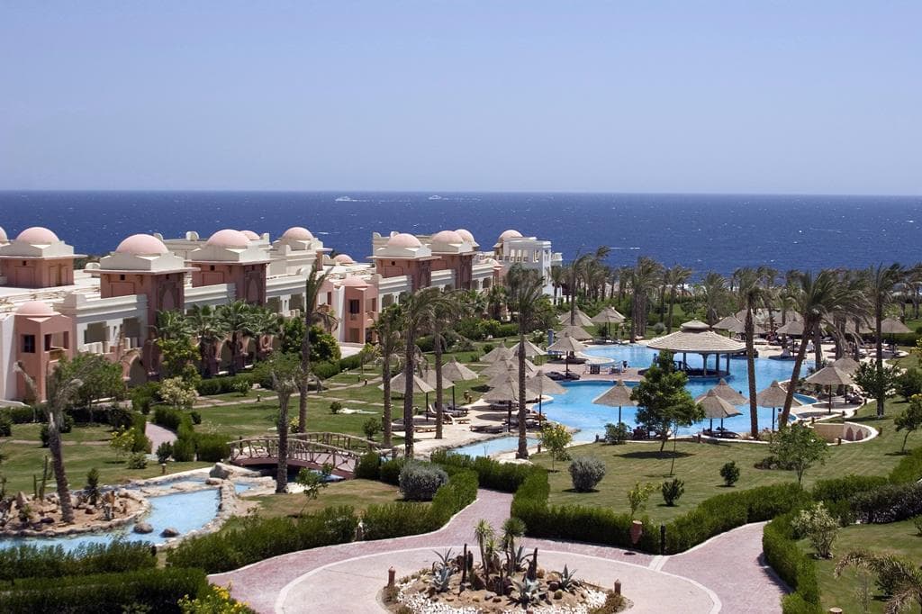 Serenity Alpha Beach