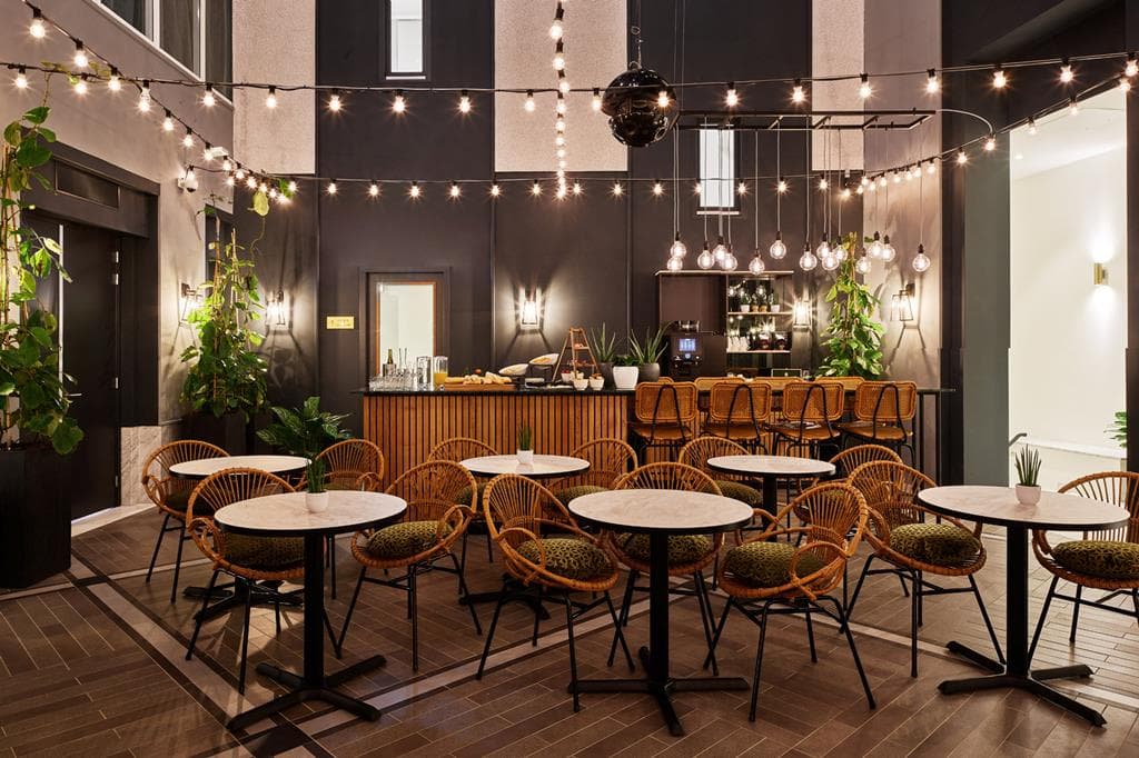 Staybridge Suites The Hague Parliament by IHG