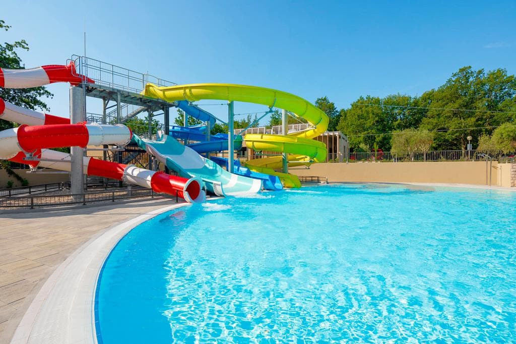 Bijela Uvala Happy Camp