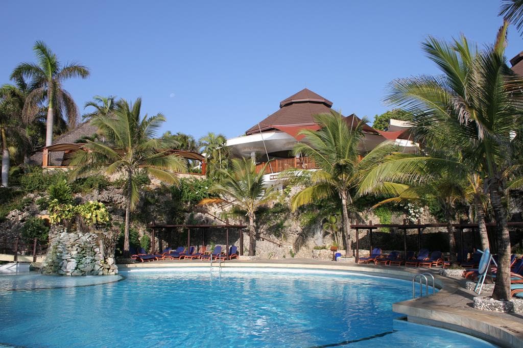 Leopard Beach Resort & Spa