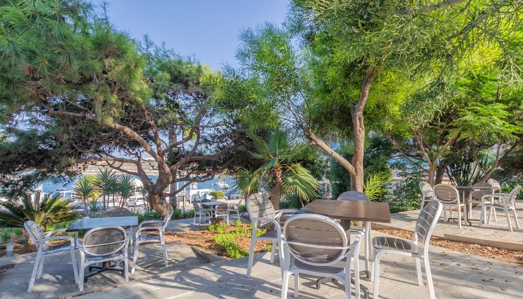 AX Sunny Coast Resort & Spa 2