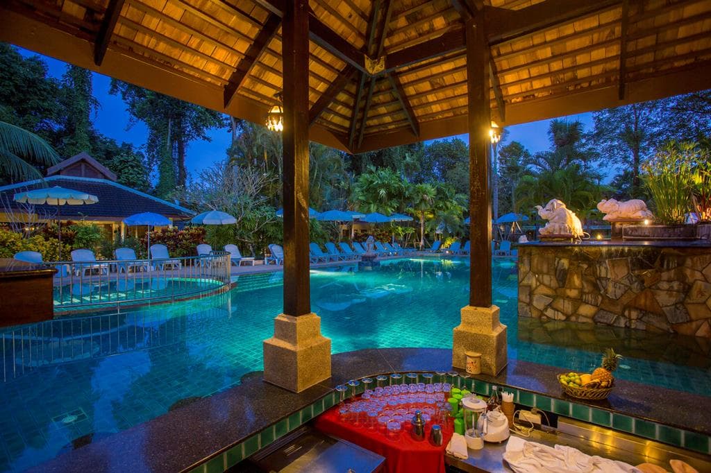 The Leaf on the Sands by Katathani 3