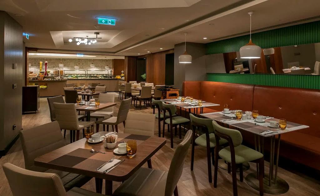 DoubleTree by Hilton Istanbul Sirkeci 2