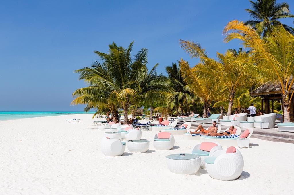 Ultiem genieten op Meeru Island: 9 dagen Malediven voor €2011