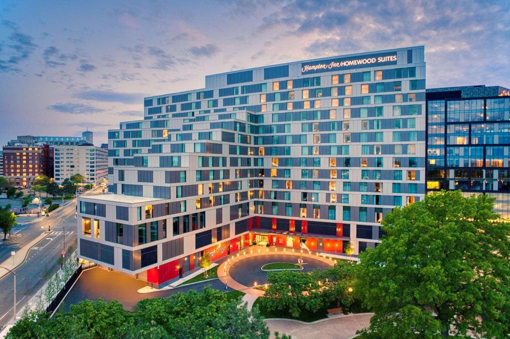 Hampton Inn Boston Seaport District