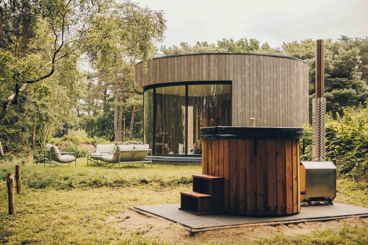 LumiPod met hottub