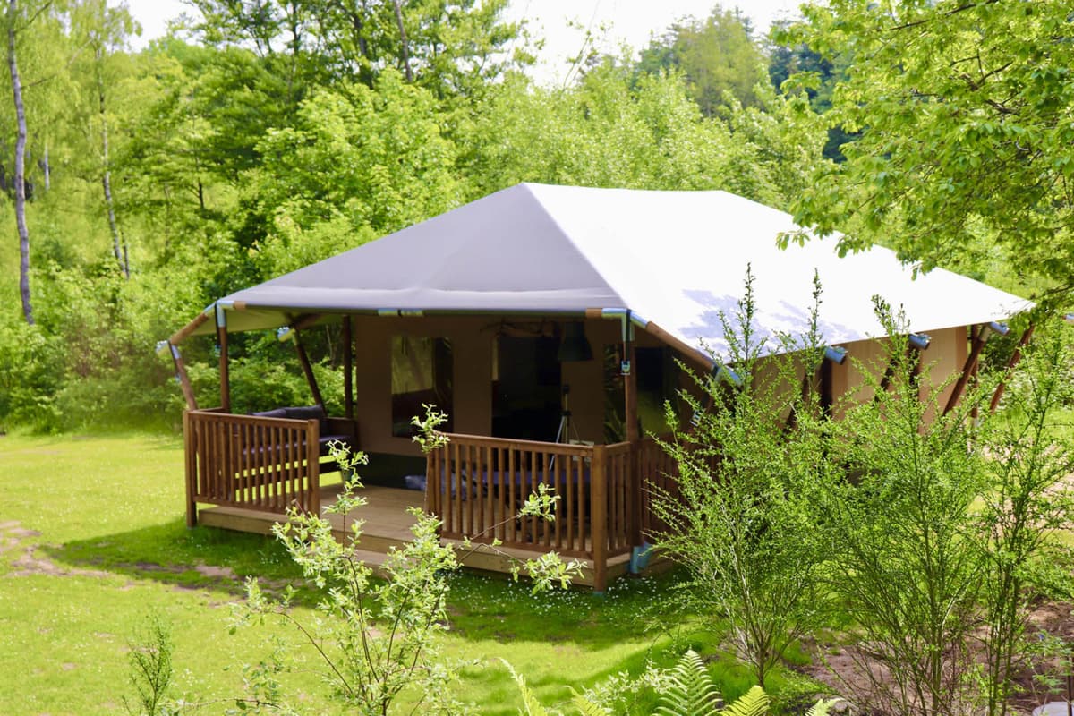 Glampingtent + sanitair