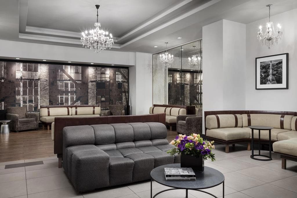 The Manhattan at Times Square 2