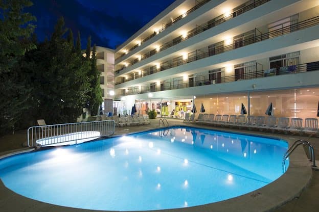 Bizar laag: 8 dagen Med Playa Esmeraldas Tossa De Mar voor €234!