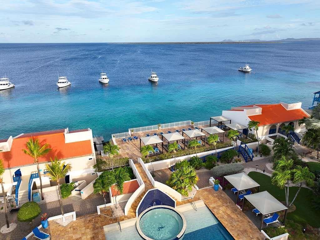 Ultiem genieten op Kralendijk: 8 dagen Divi Flamingo Beach vanaf €1349