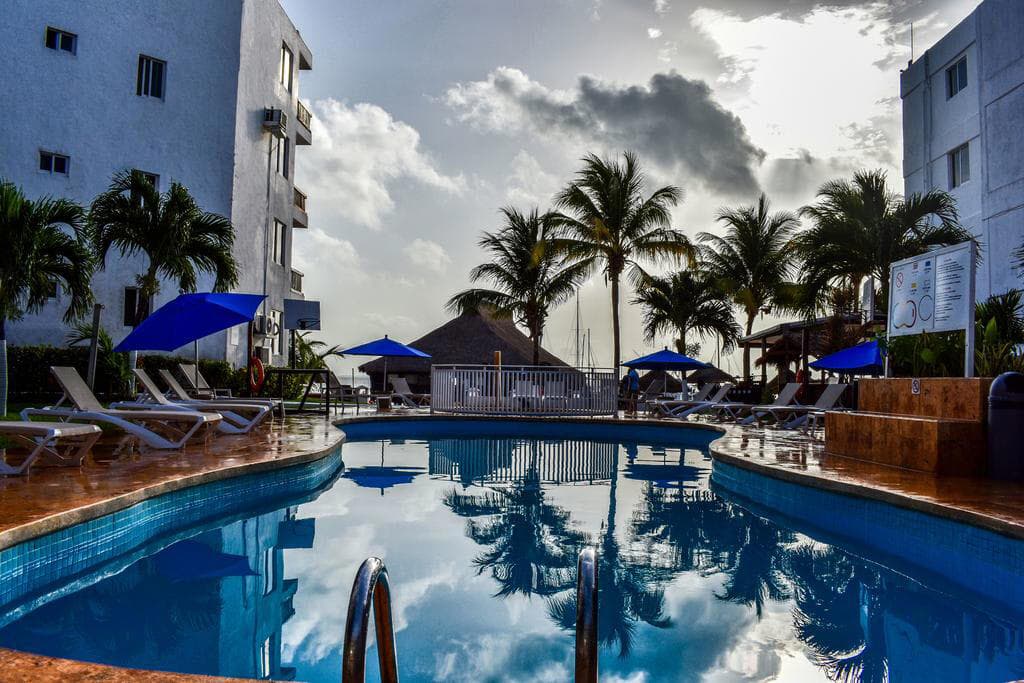 Imperial Las Perlas 2