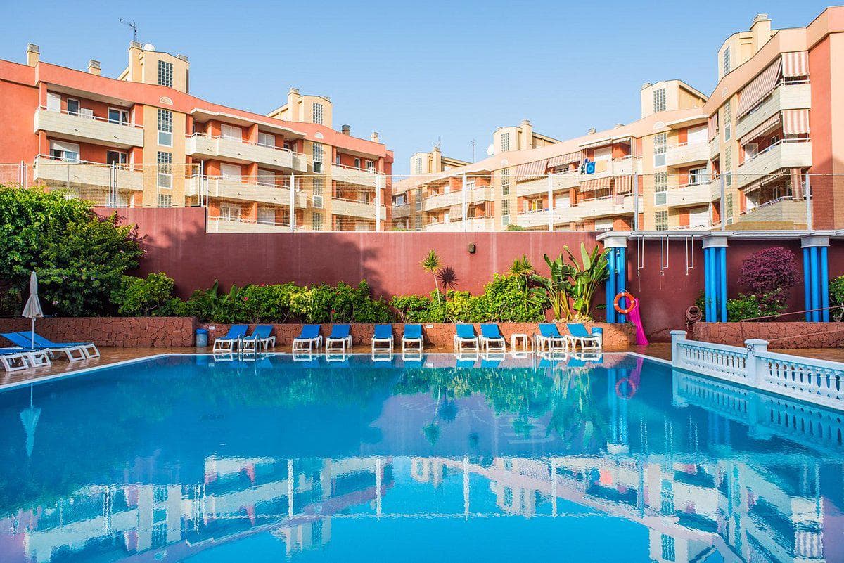 Topdeal: 8 dagen Caledonia Udalla Park Playa De Las Americas voor €403