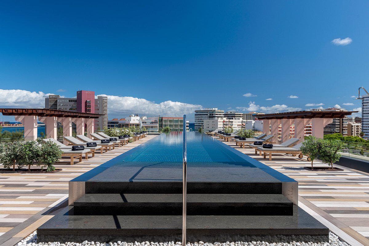 ROYAL HIDEAWAY Santa Catalina 2