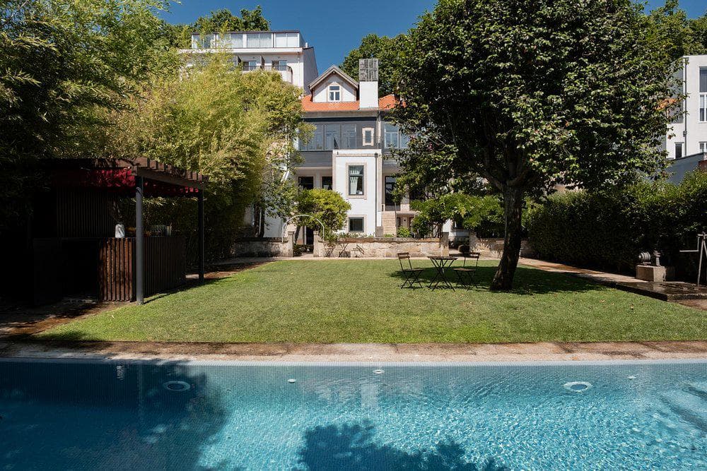 Bizar laag: 4 Dagen in Porto's Marques Garden House voor €178!