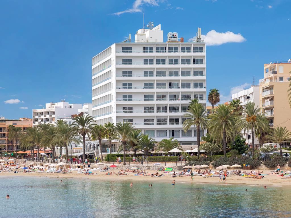 Bizar laag: 8 dagen Figueretas Ibiza Playa voor slechts €389!