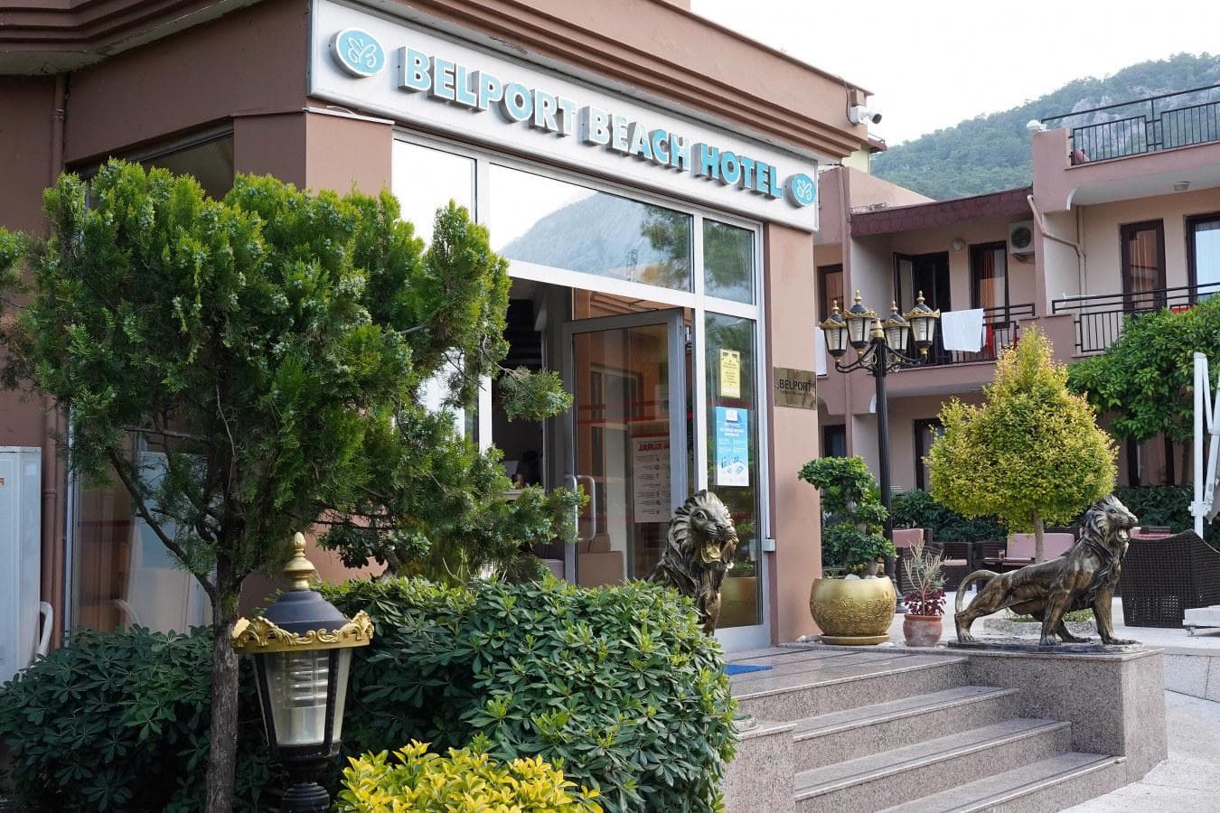 Aleria Belport Beach 3