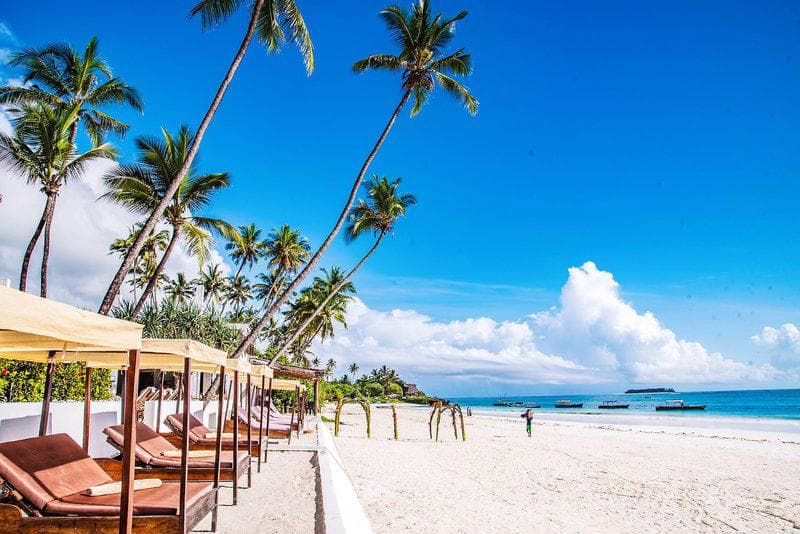 AHG Dream s Bay Beach 3