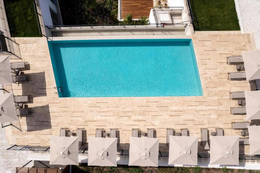 Radisson Collection 3