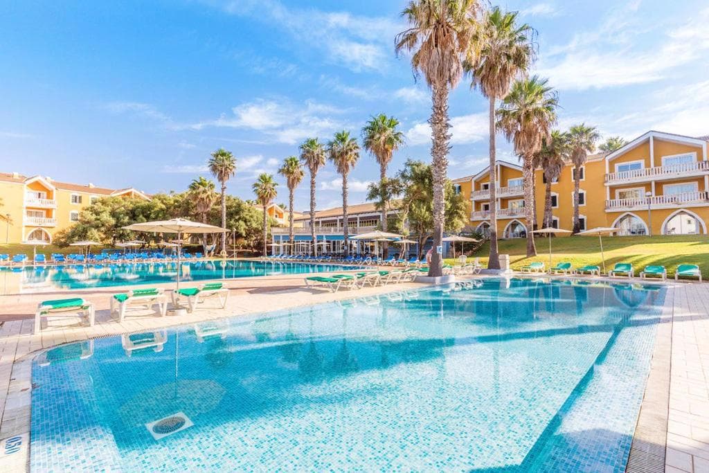 Topdeal: 8 dagen Vibra Blanc Palace Cala Blanca vanaf slechts €510