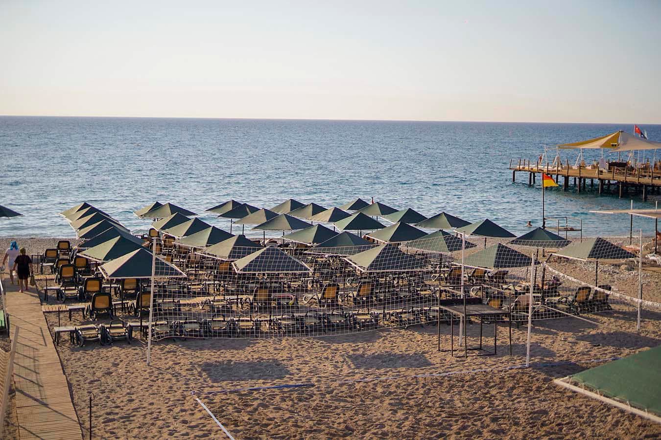 Aleria Belport Beach 2