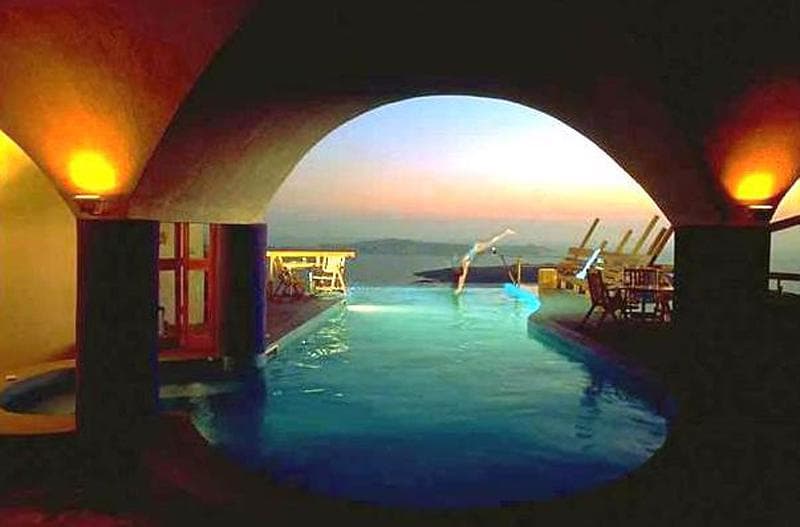 Katikies Chromata Santorini 1