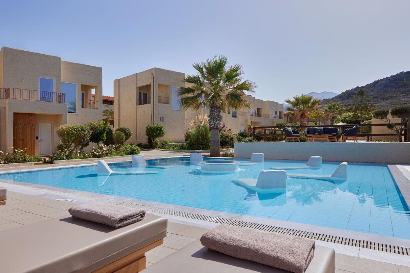 Topdeal: 8 dagen Vasia Sea Retreat Sissi voor €755 – geniet aan zee!