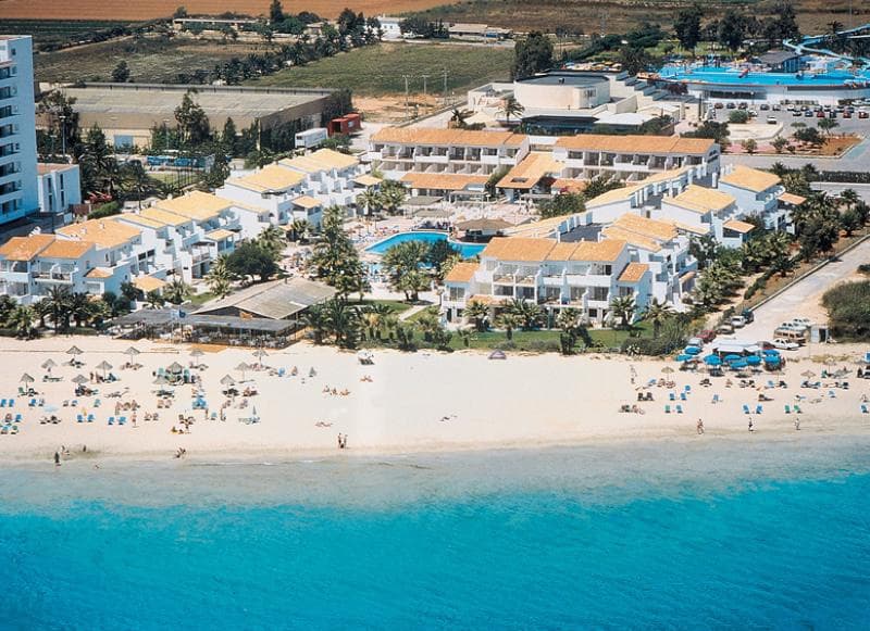 Mega deal: 4 nachten Ushuaia Ibiza Beach in Sant Jordi voor €396!