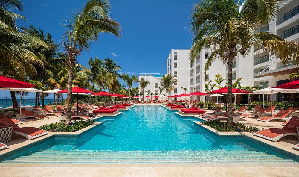 S Hotel Montego Bay