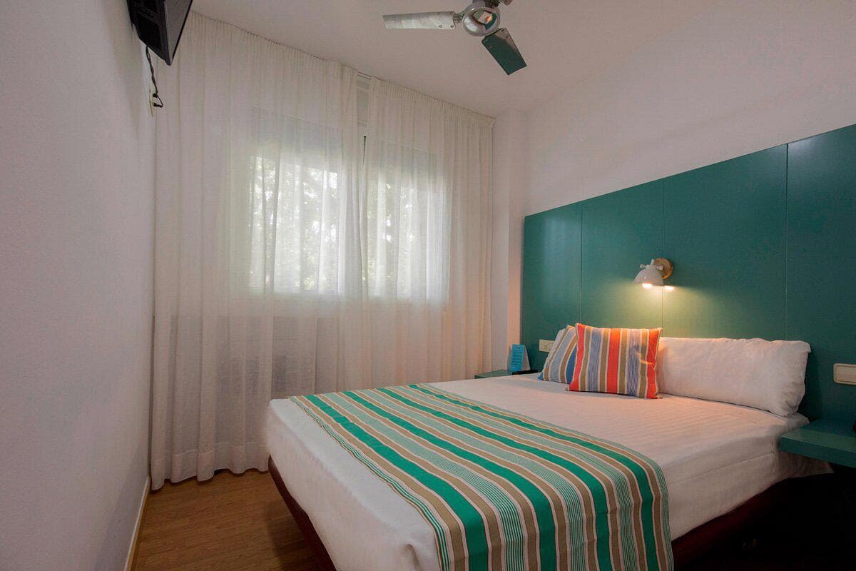 Hostel BCN Port