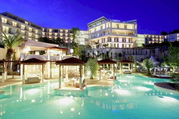 Amfora Hvar Grand Beach