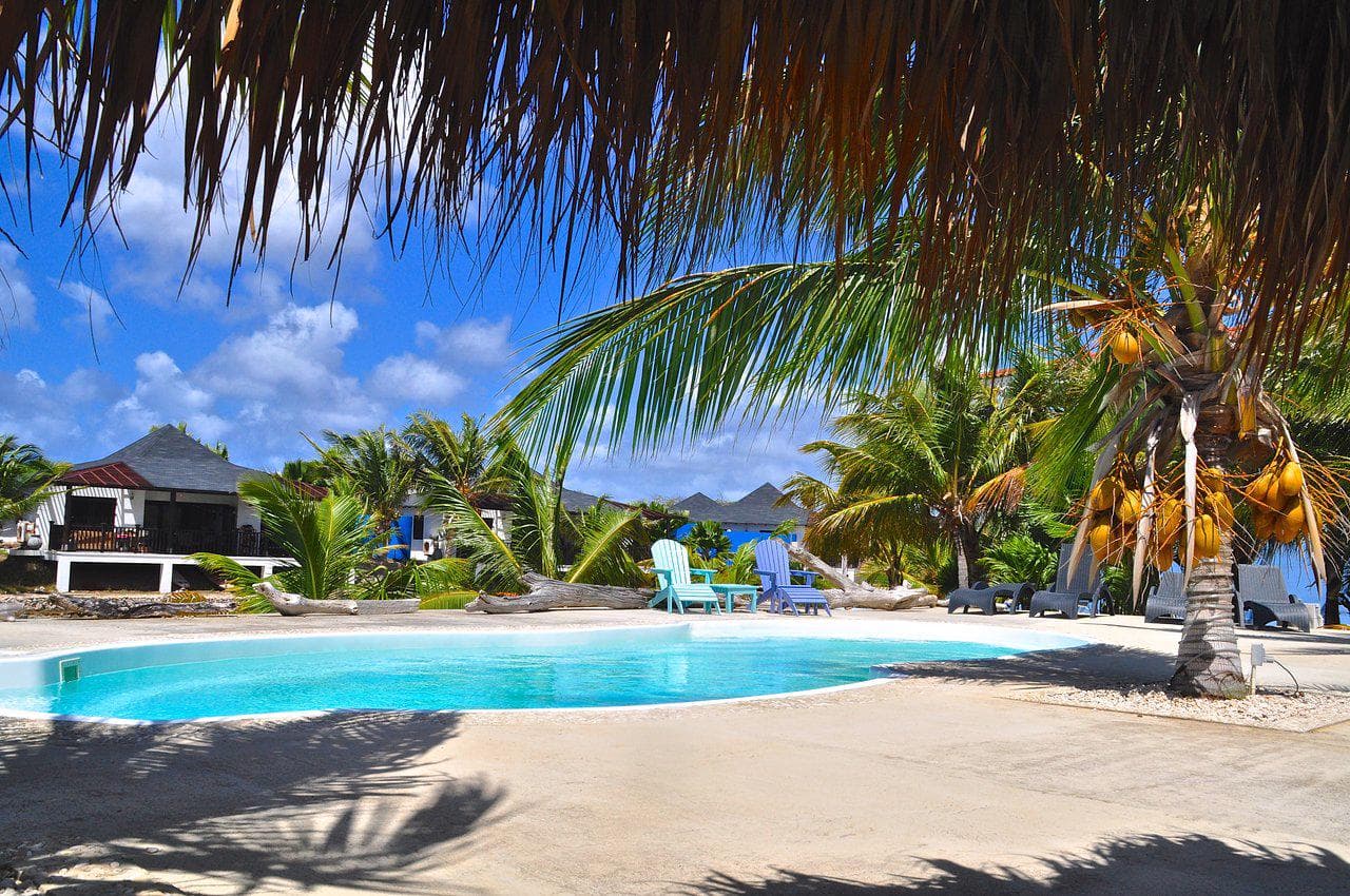 Ocean Breeze Boutique Marina 4