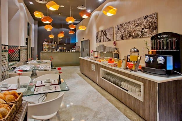 Petit Palace Santa Cruz 1