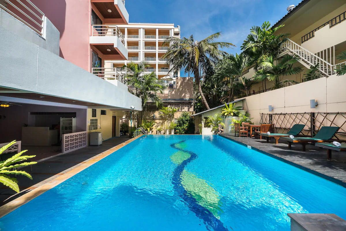 Heerlijke 9-daagse Topdeal in Bella Villa Metro, Pattaya voor €724!