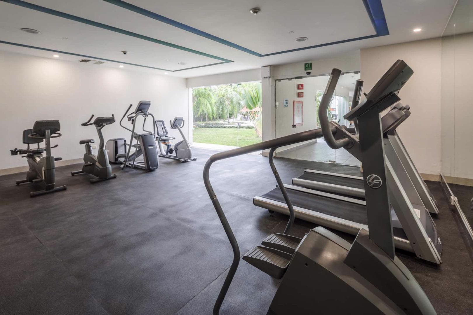 Wyndham Playa Del Carmen 4